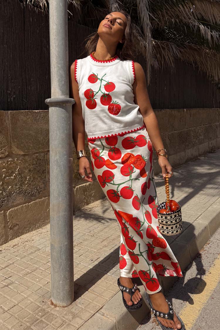 Tomato Print Knit Tank Top for Women | Soft Summer Vest with Scallop Trim