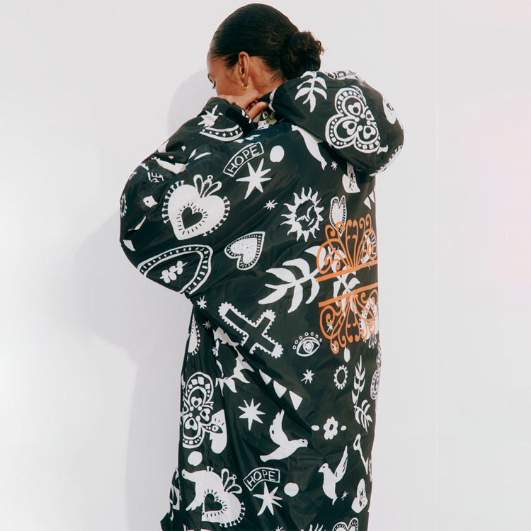 Waterproof Fleece-Lined Changing Robe for Cold Weather | Hope Charcoal