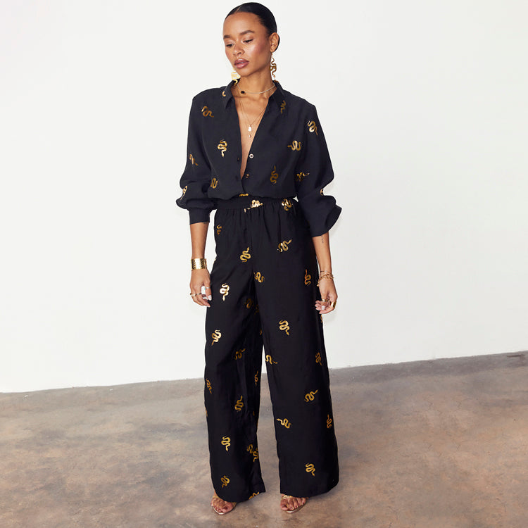 Relaxed Wide Leg Trousers with Elastic Waist | Black Gold Snake
