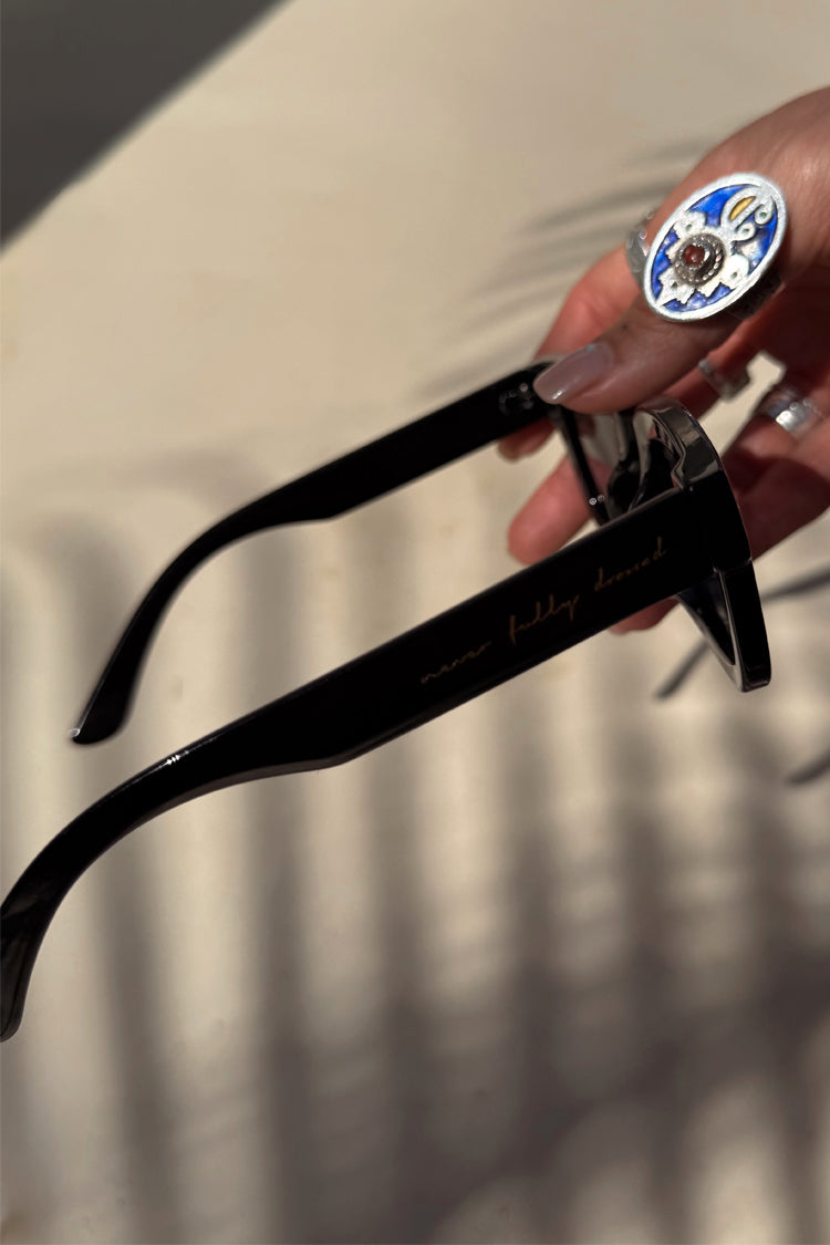 Retro Black Square Sunglasses with UV400 Protection | NFD