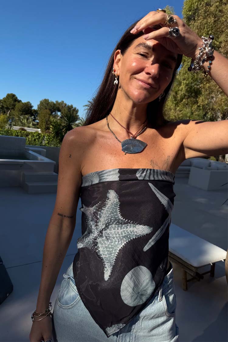 Black Shell Print Bandana for Women | Stylish & Versatile Accessory